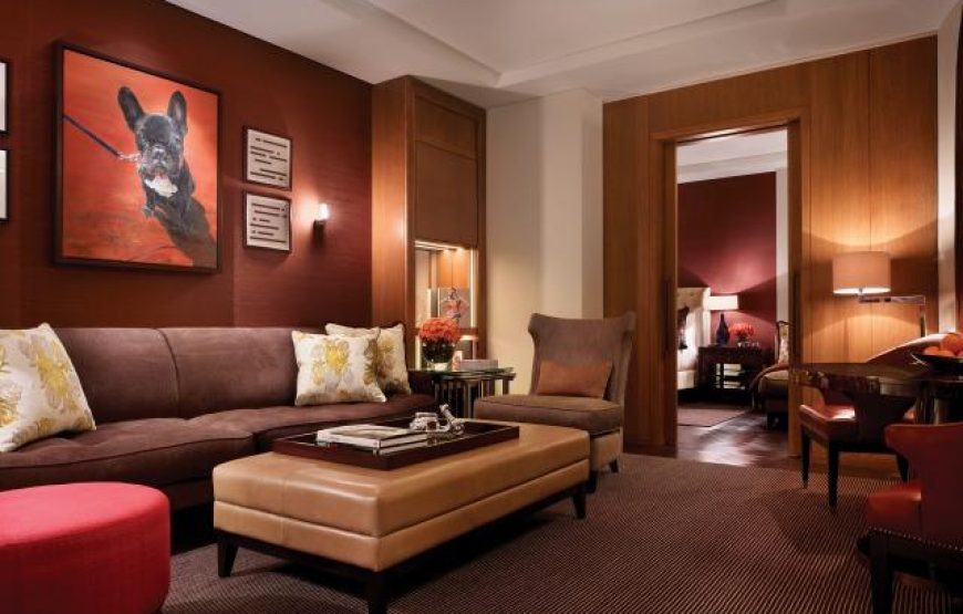 Whitehall Suite