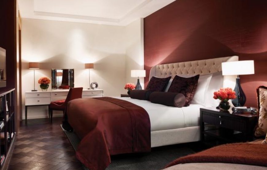 Whitehall Suite