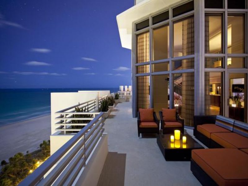 Presidential Ocean Front Balcony Suite