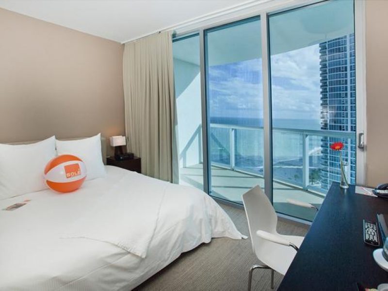 King Ocean View Room