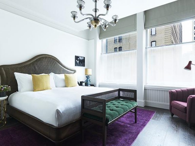 1 King Bed Deluxe