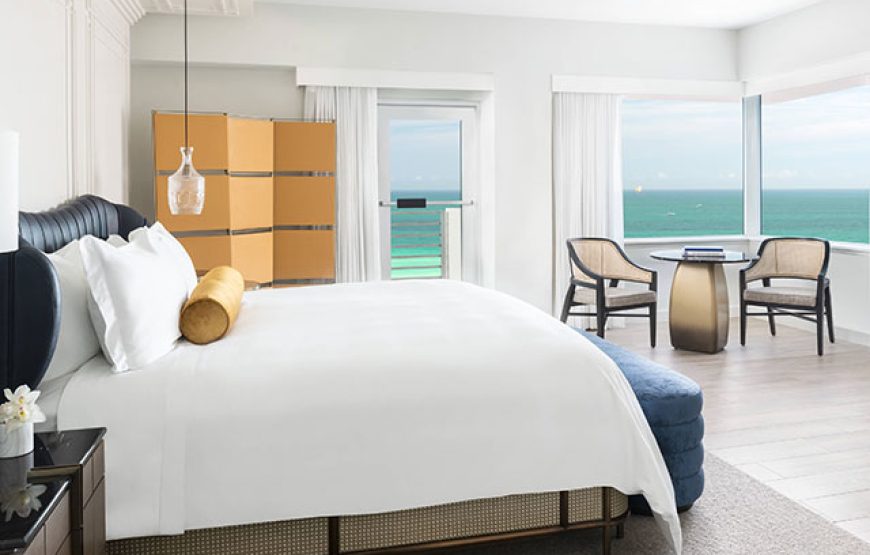 Club Oceanfront Suite