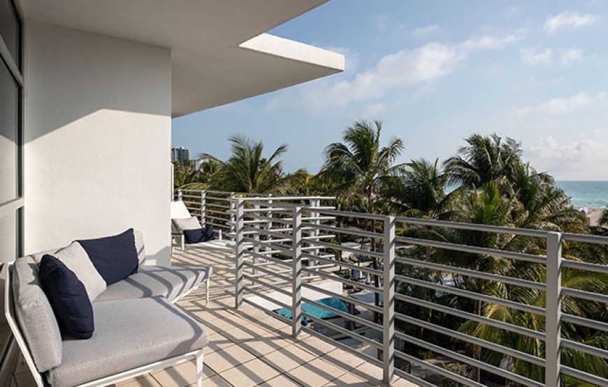 Lanai Oceanfront King Suite