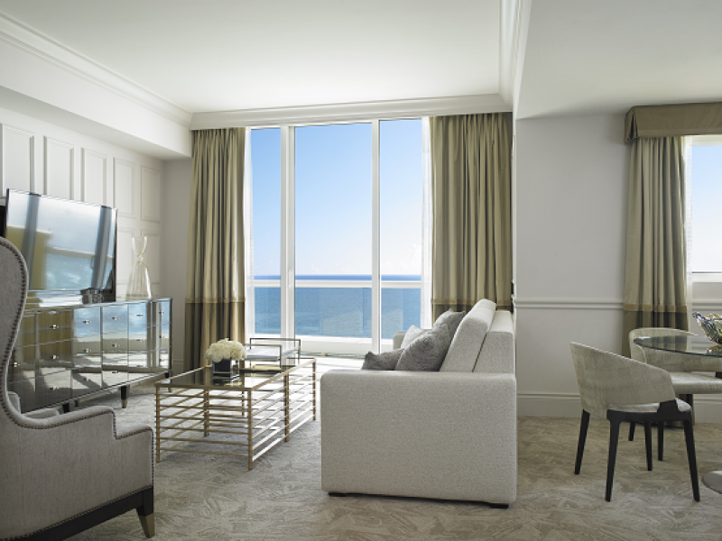 Oceanfront Classic Suite